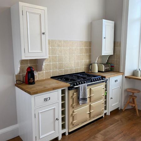 Beautiful & Bright 2 Bed Flat Murrayfield Edinburgh Dış mekan fotoğraf