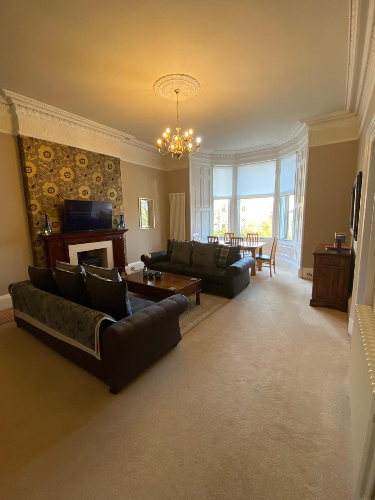 Beautiful & Bright 2 Bed Flat Murrayfield Edinburgh Dış mekan fotoğraf